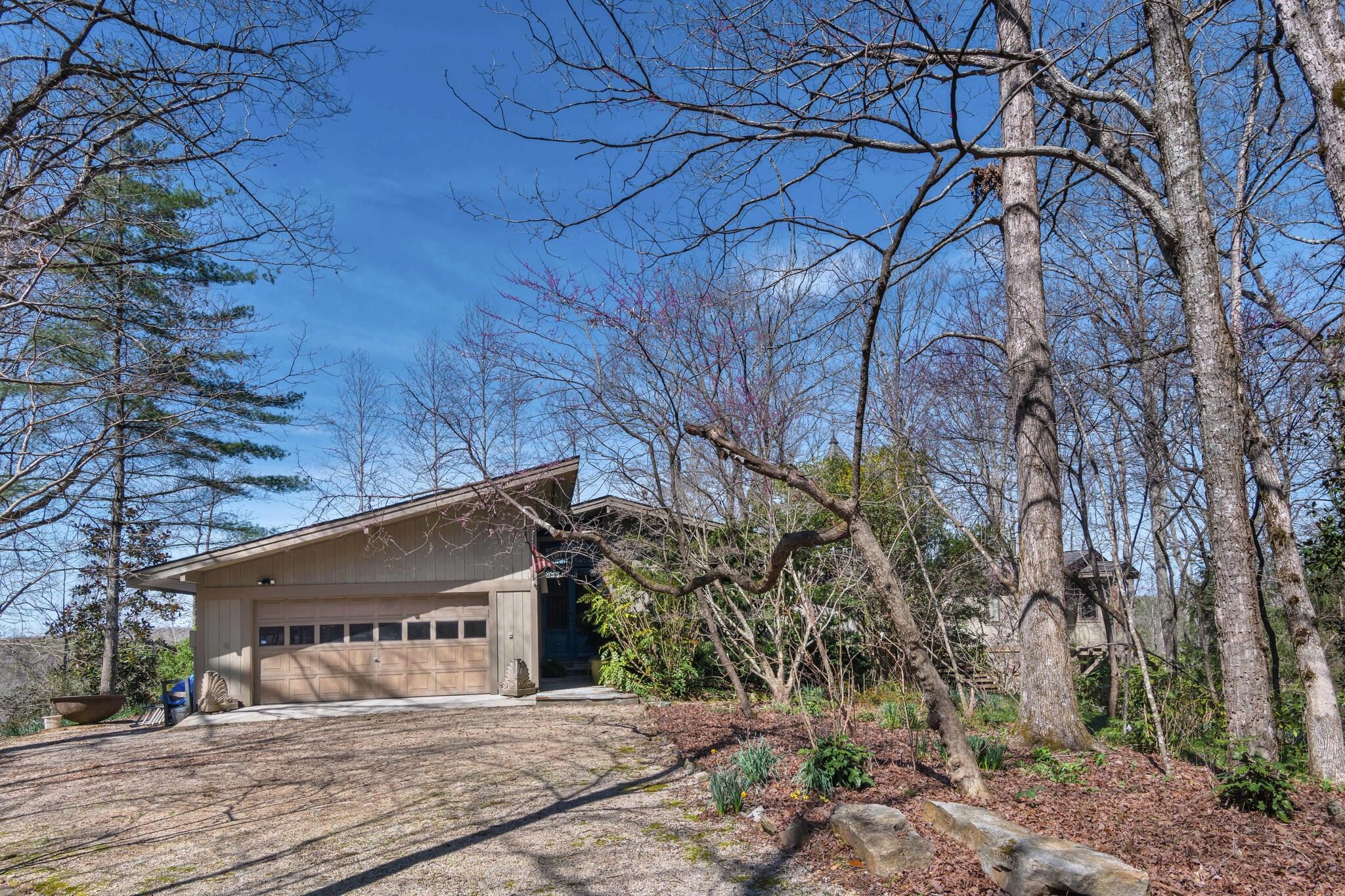 232 Hollingsworth Cove Rd
