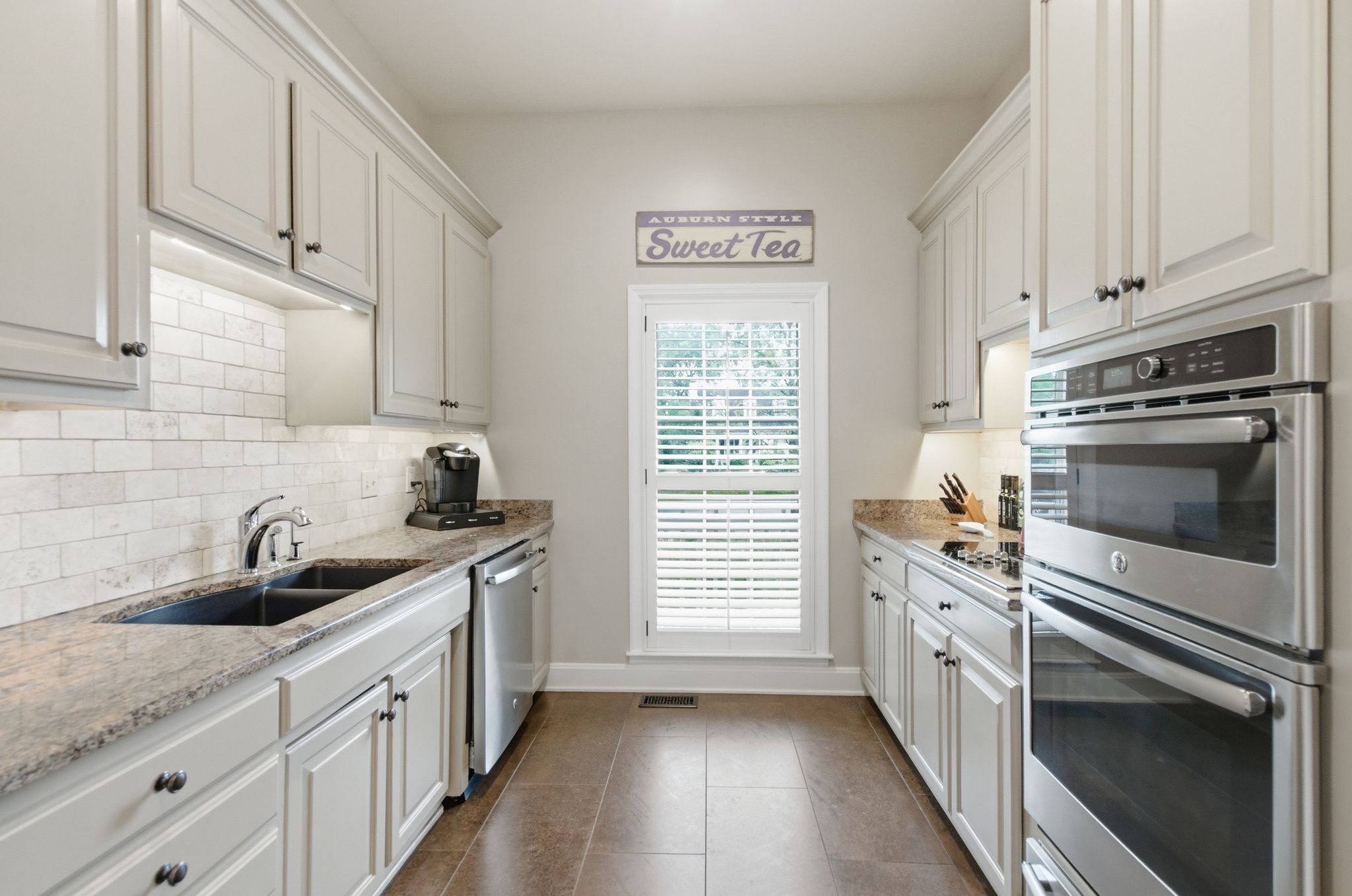 6006 Foxborough Sq, E