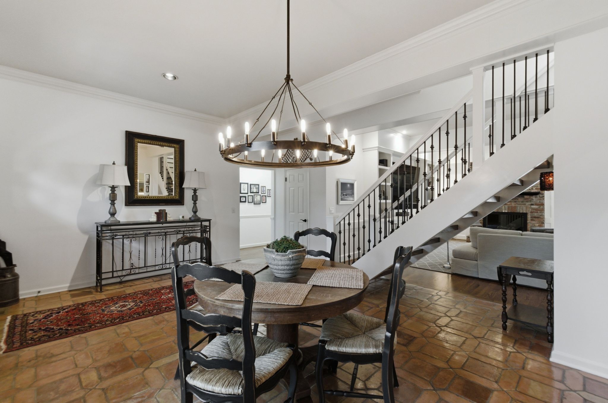 6006 Foxborough Sq, E