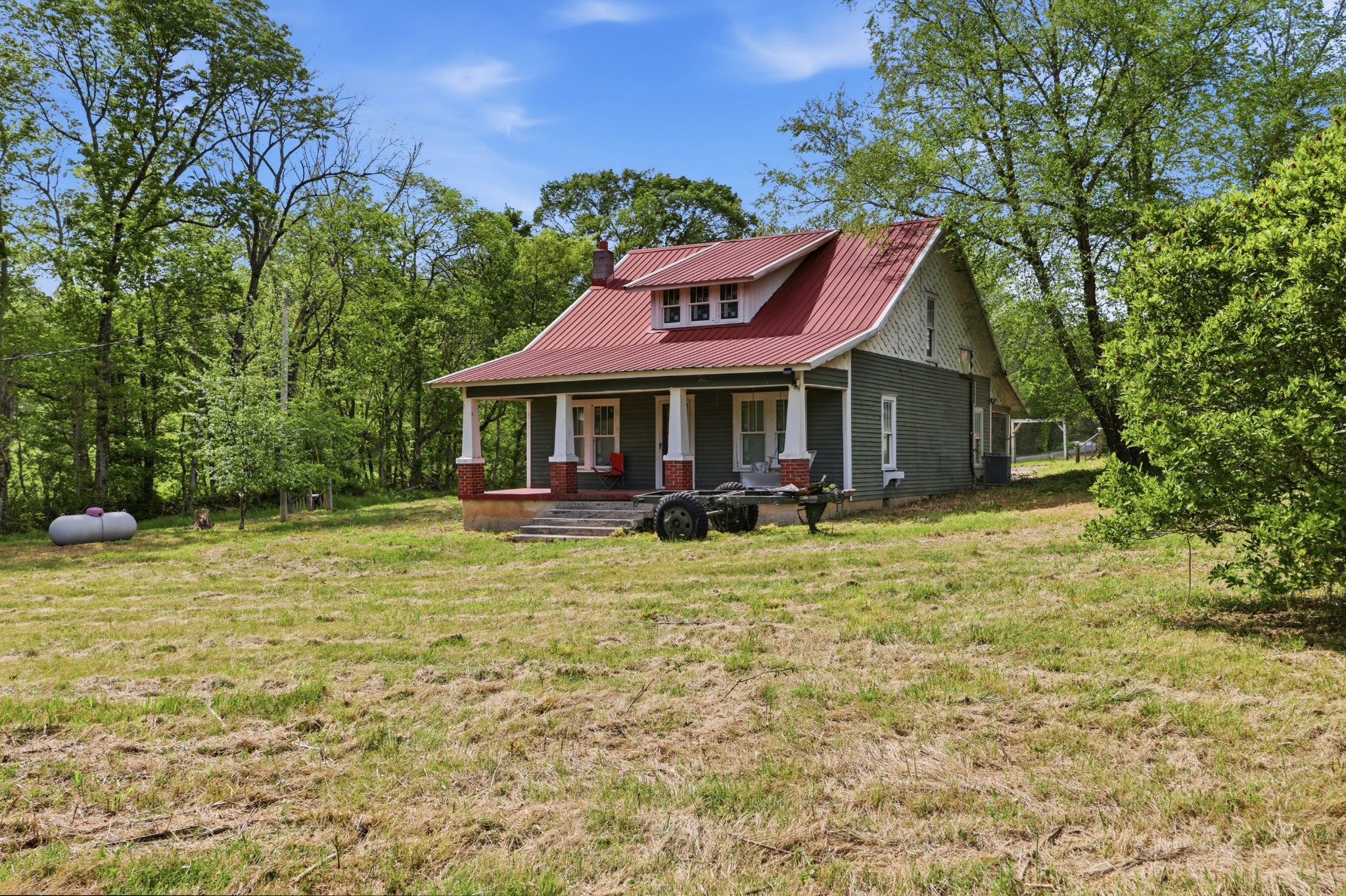 2193 Hughes Rd