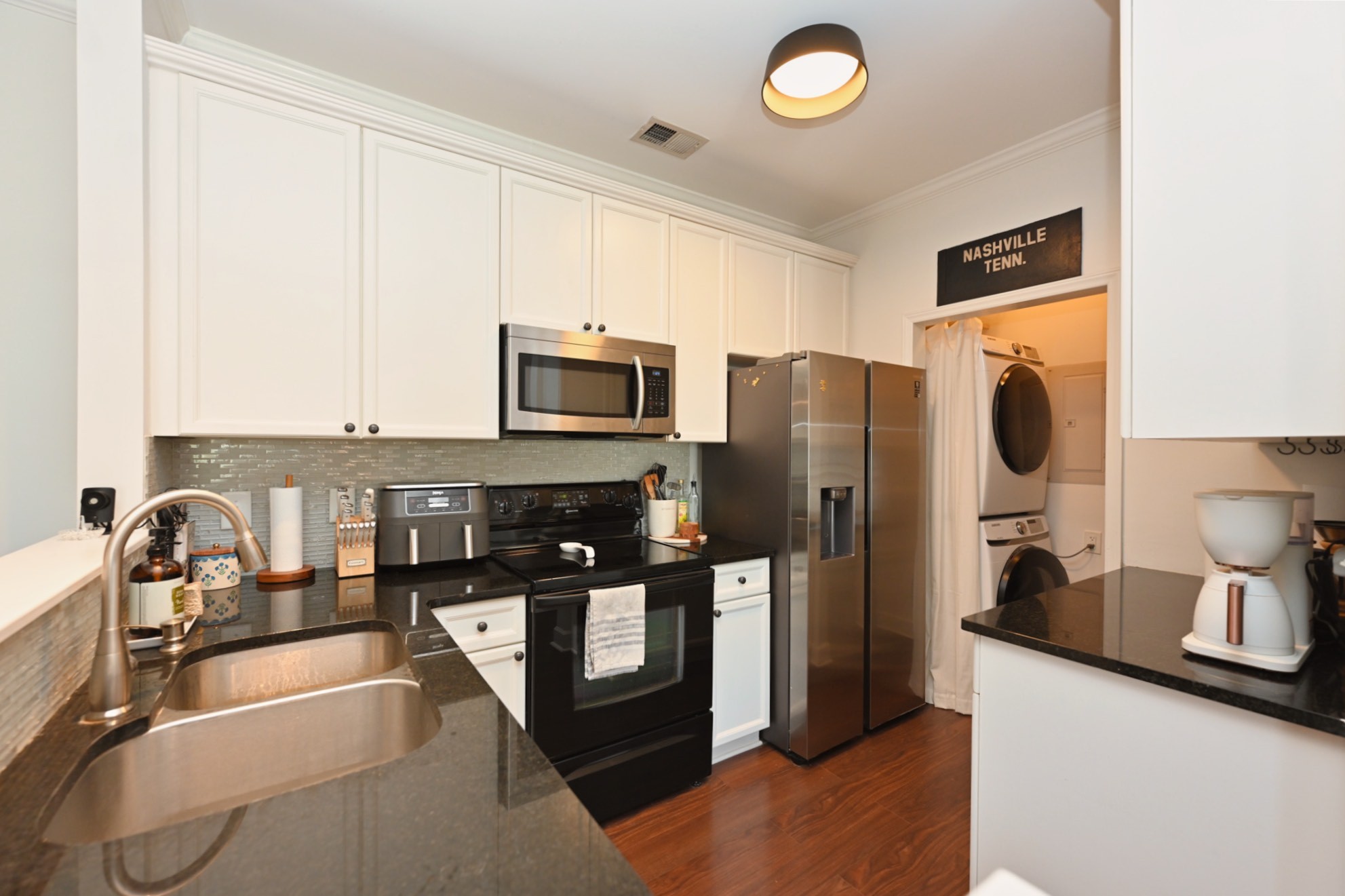 7003 Lenox Village Dr Unit: B11