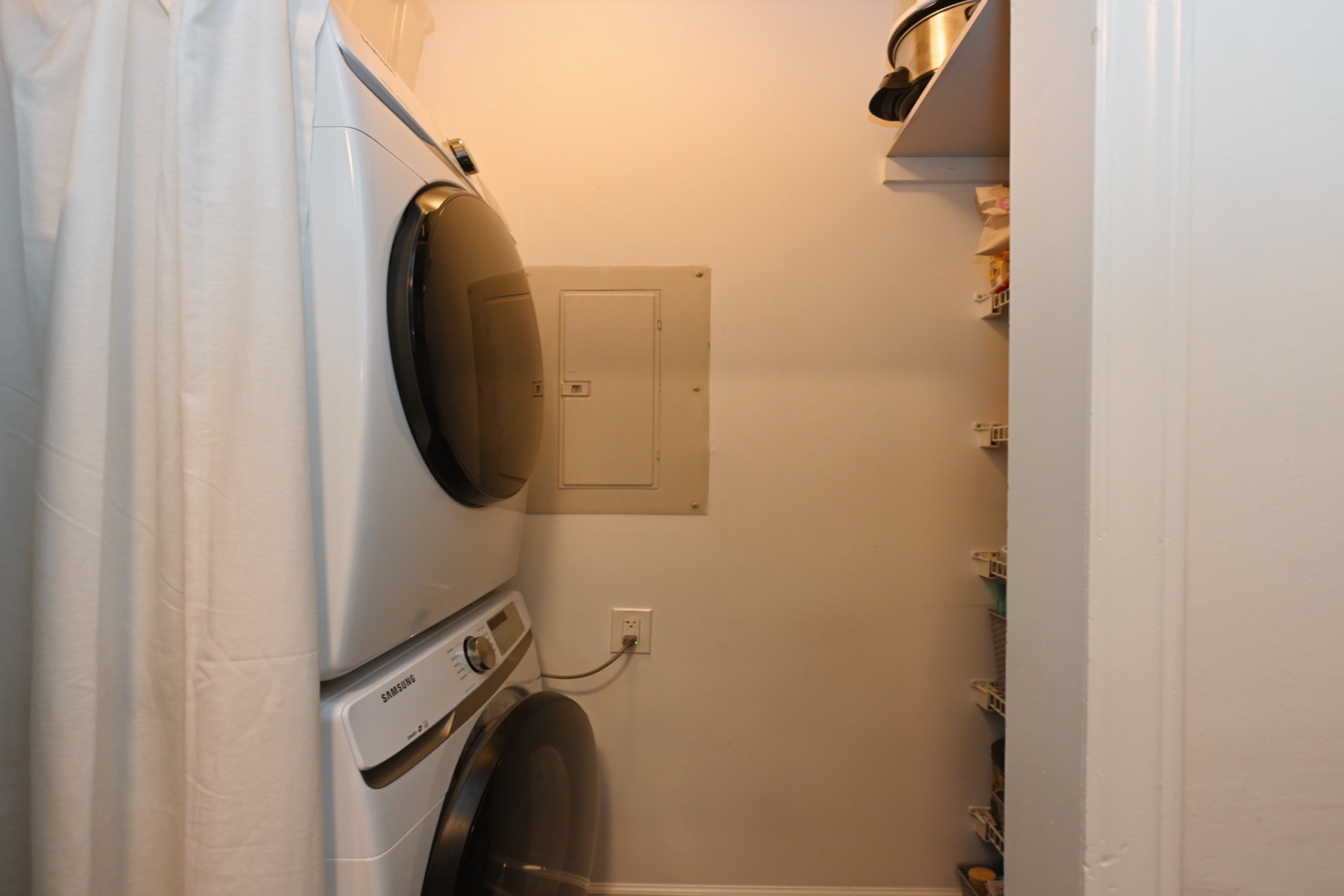 7003 Lenox Village Dr Unit: B11