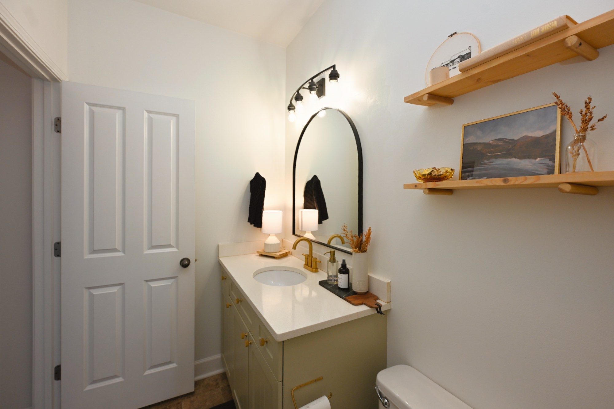 7003 Lenox Village Dr Unit: B11