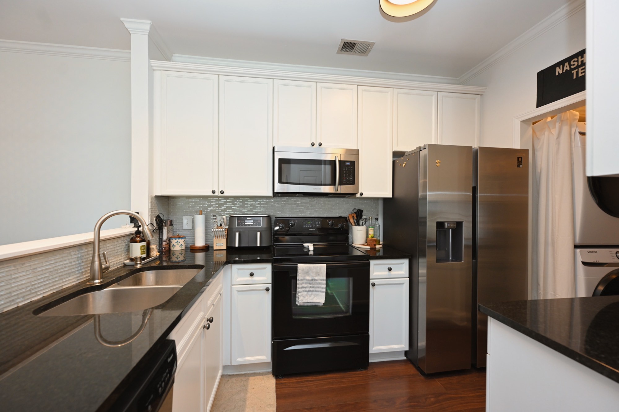 7003 Lenox Village Dr Unit: B11