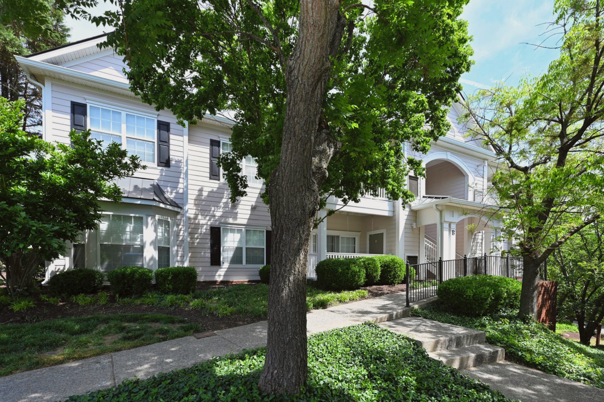 7003 Lenox Village Dr Unit: B11