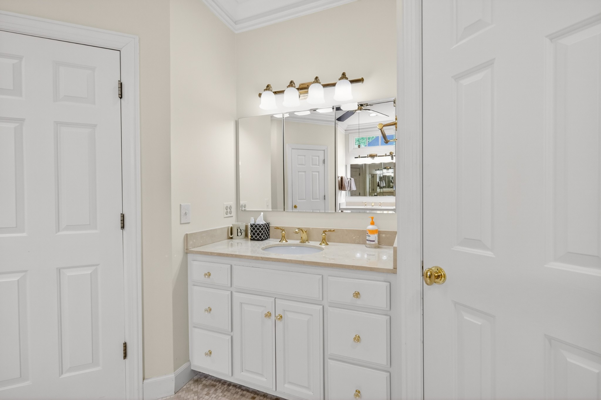 122 Dunham Springs Ln