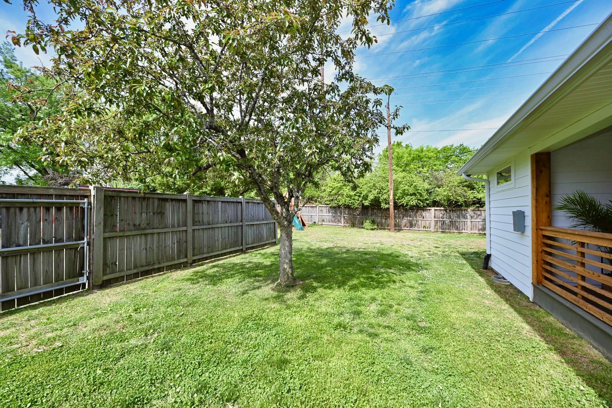 5141 Regent Dr