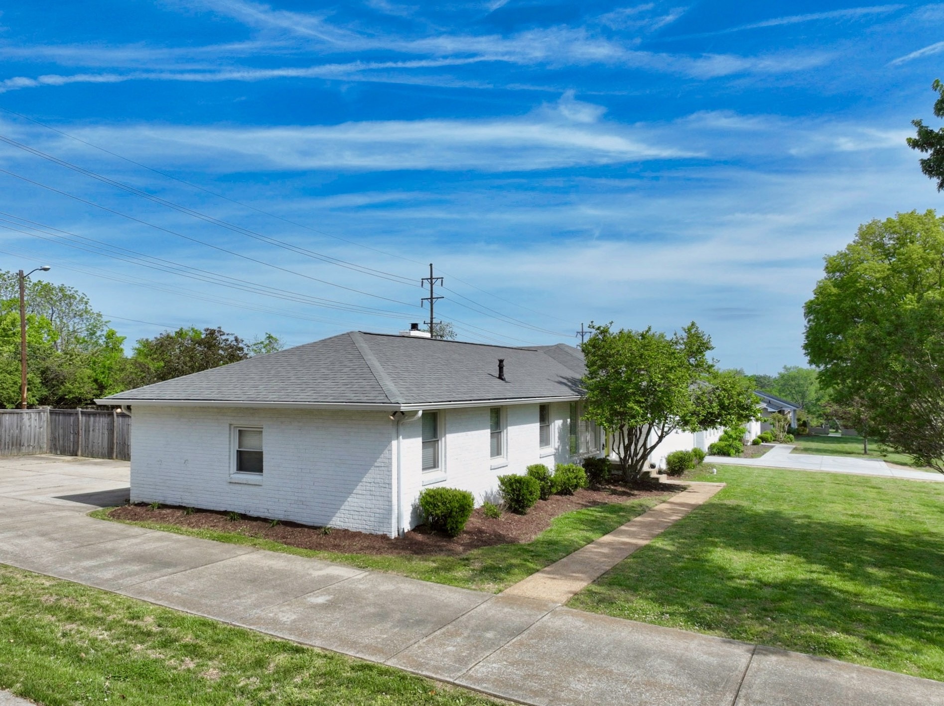 5141 Regent Dr