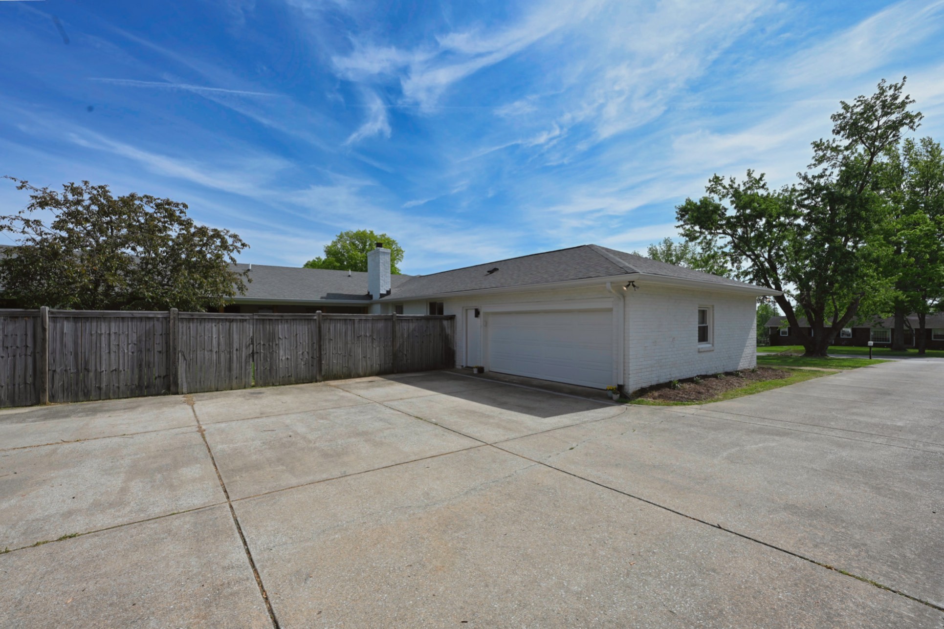 5141 Regent Dr