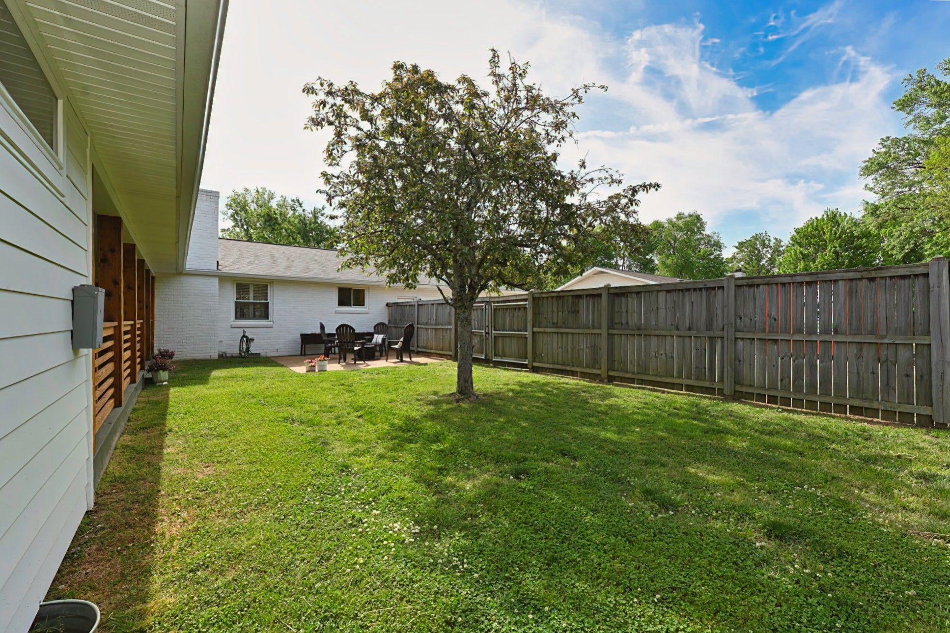5141 Regent Dr
