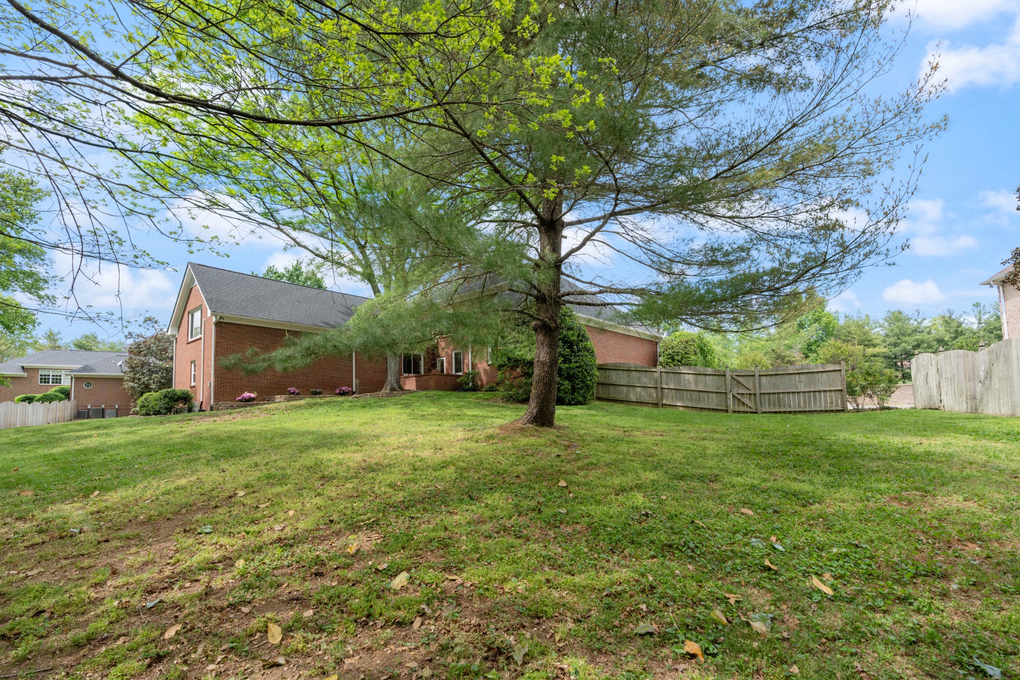 9359 Ansley Ln