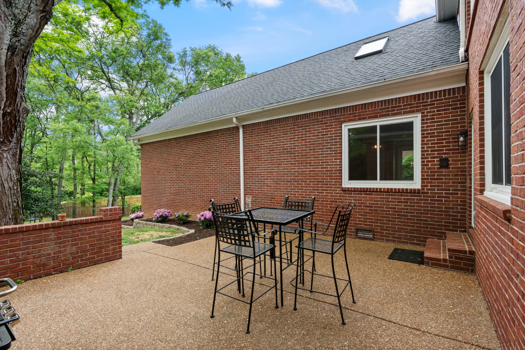 9359 Ansley Ln