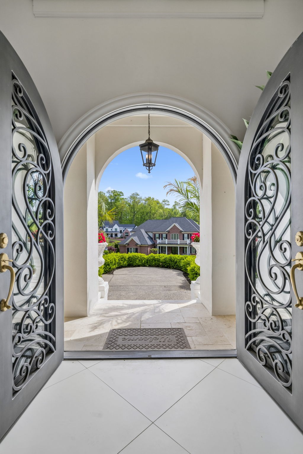 1077 Stockett Dr