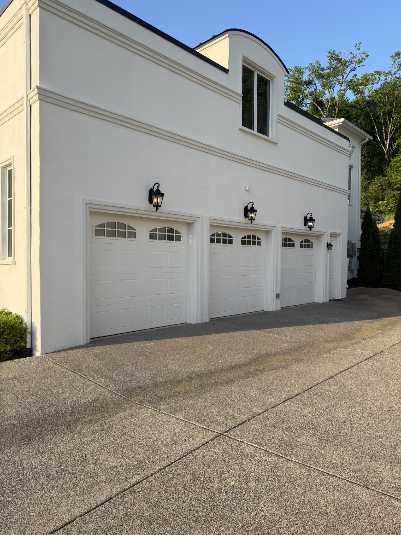 1077 Stockett Dr