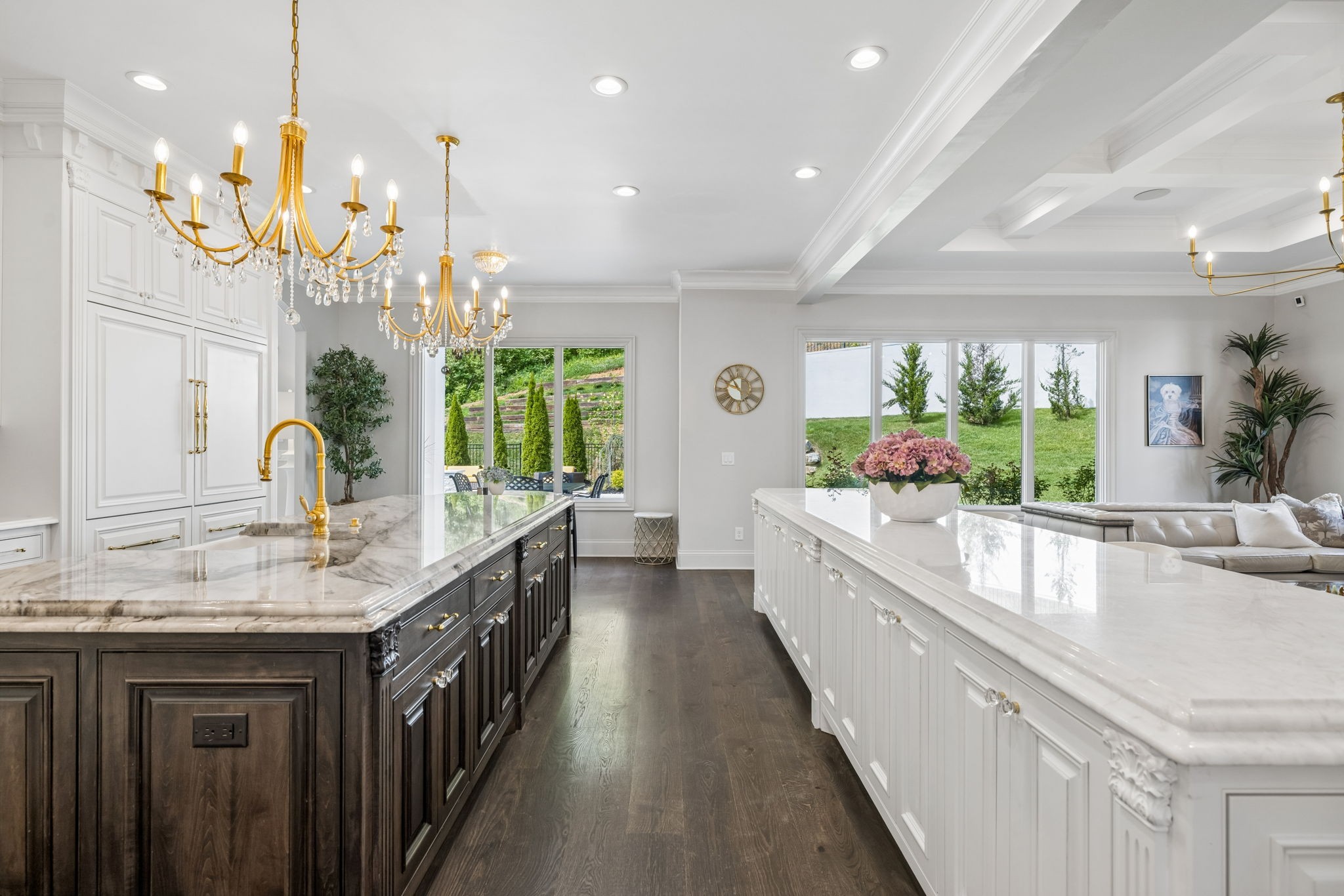 1077 Stockett Dr