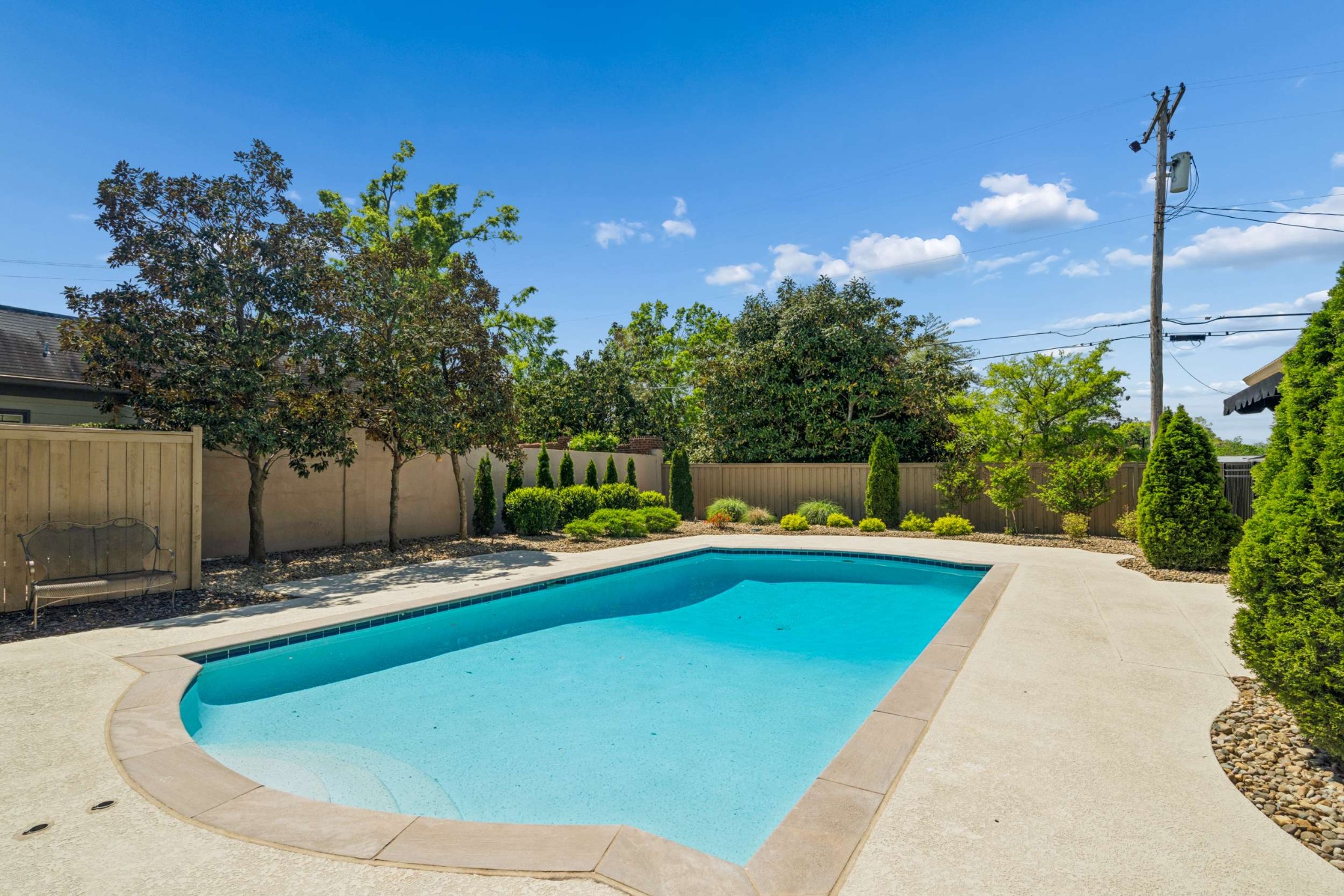 2723 Abbott Martin Rd