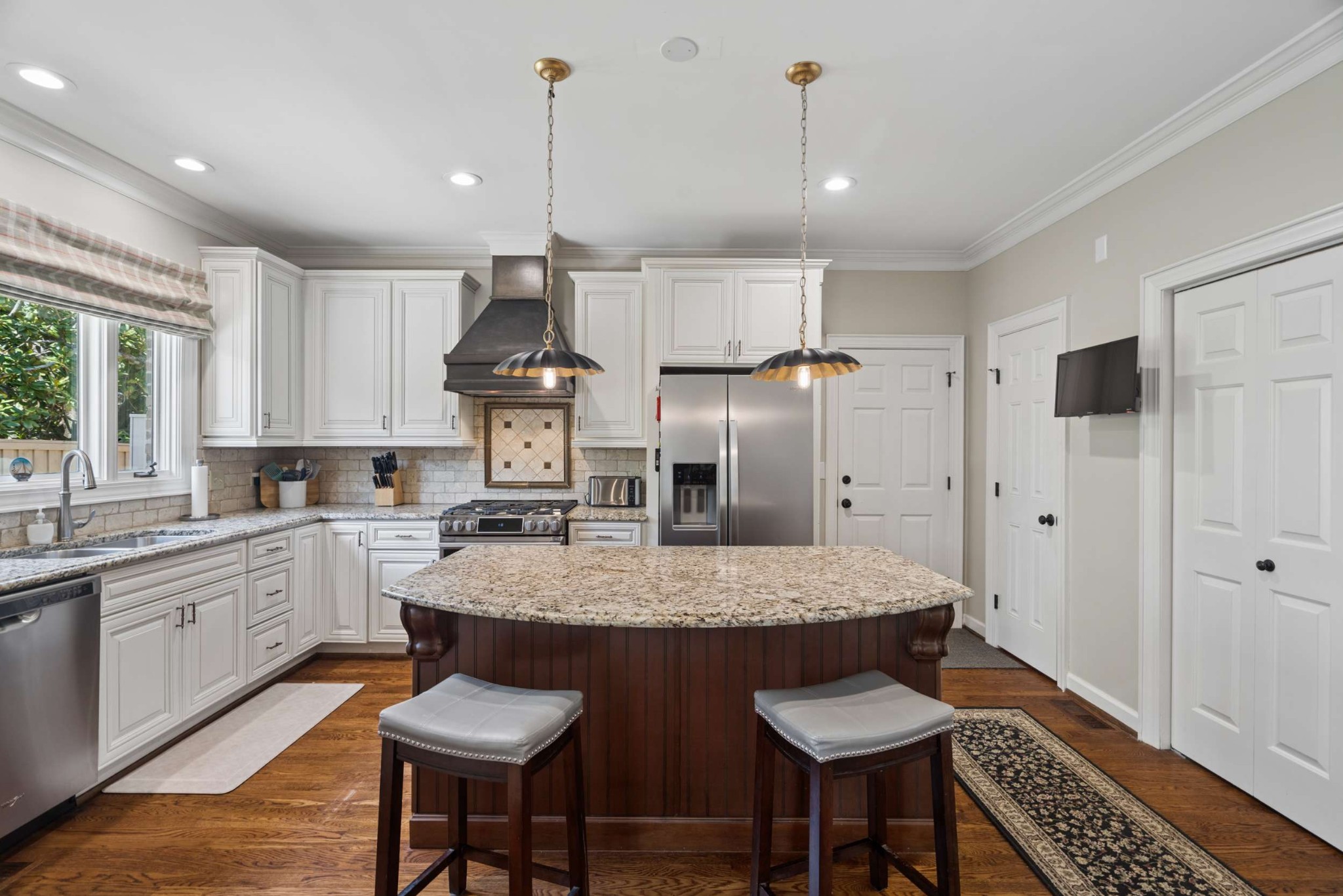 2723 Abbott Martin Rd