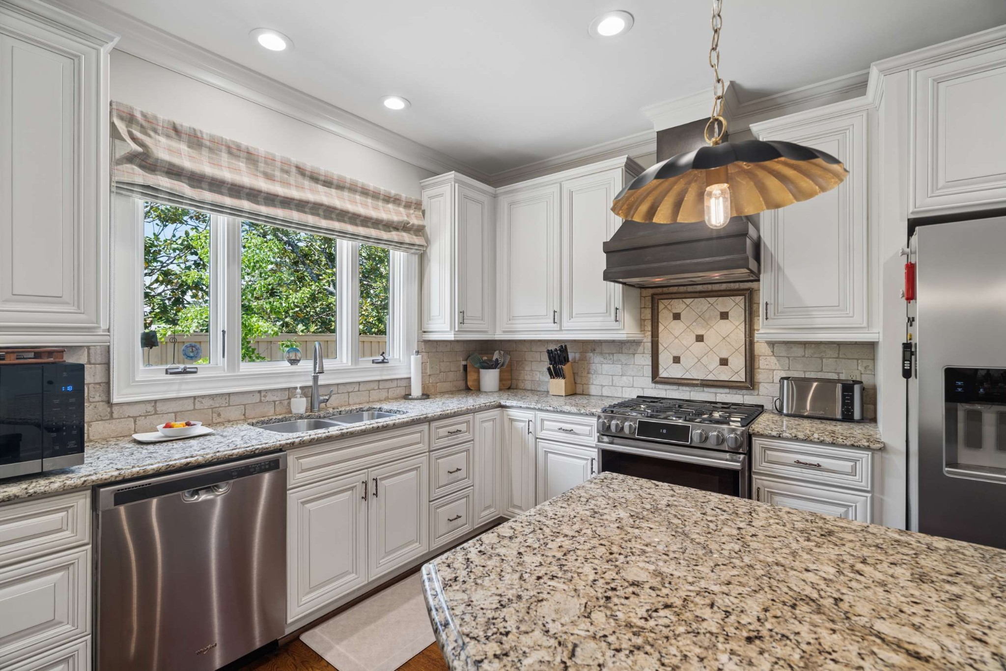 2723 Abbott Martin Rd