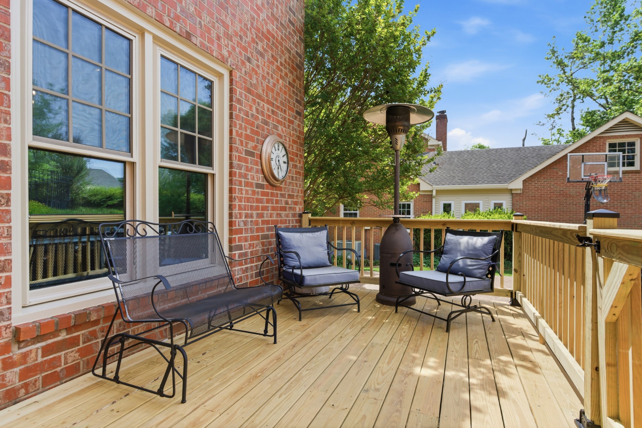 913 Whiteheath Ct