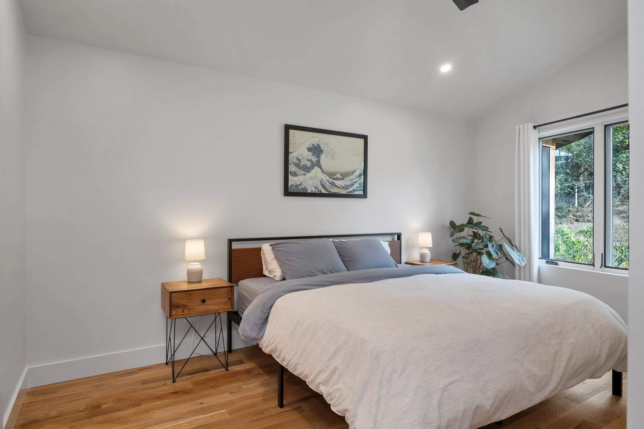 501 Village Ct