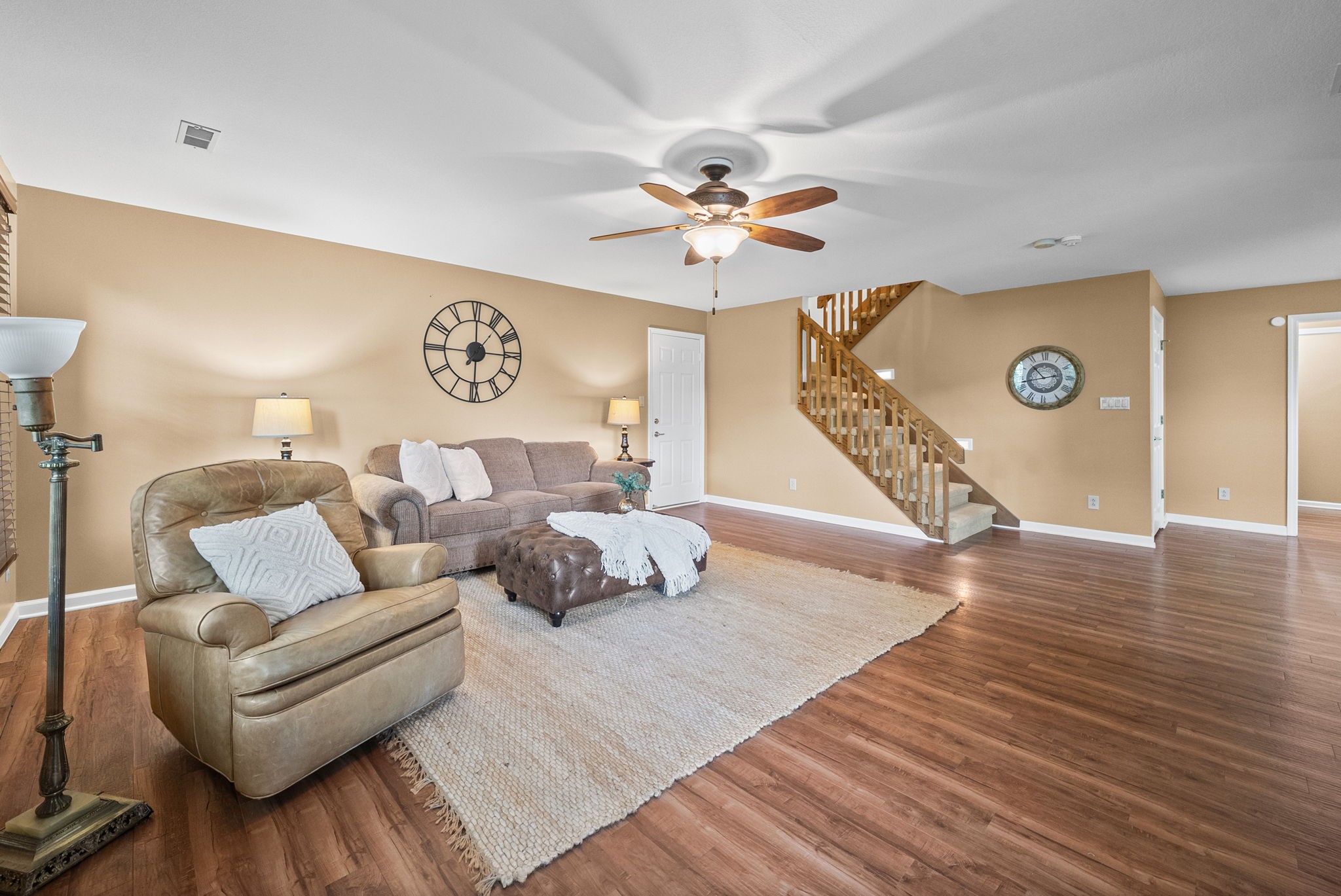 157 Archgate Ct