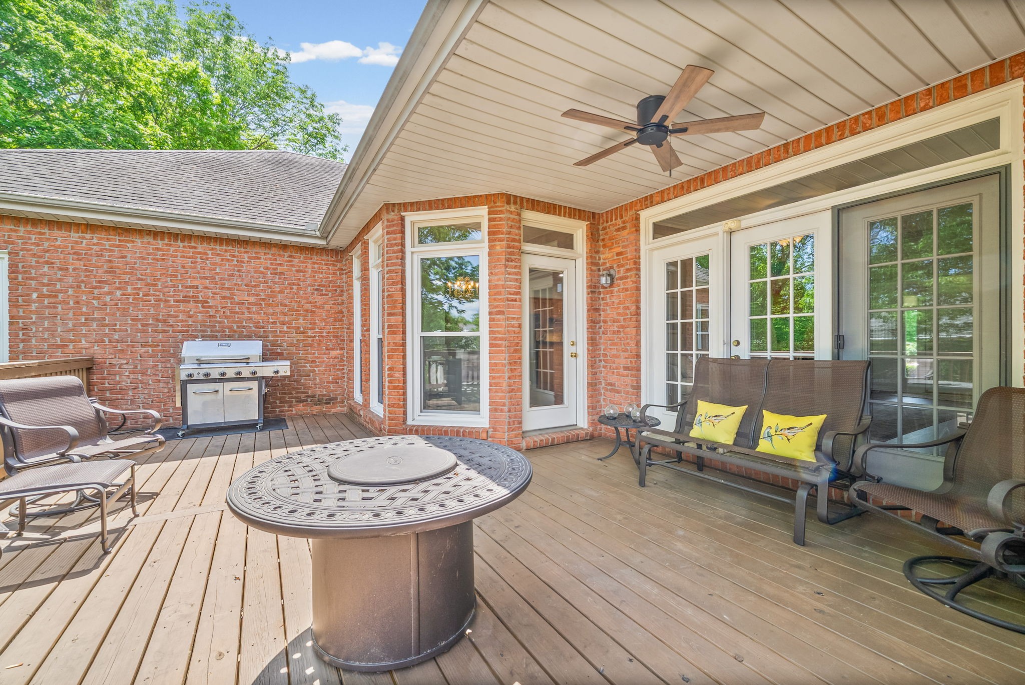 157 Archgate Ct