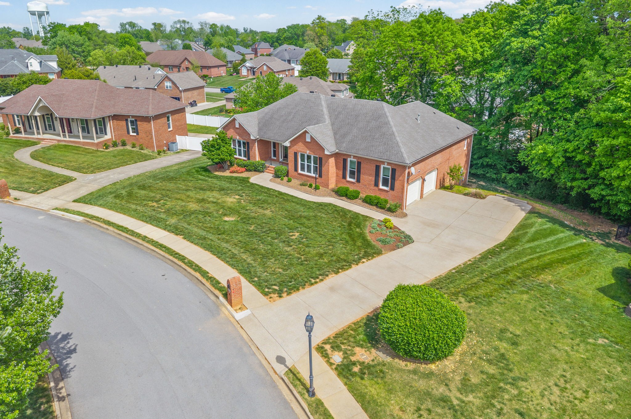 157 Archgate Ct