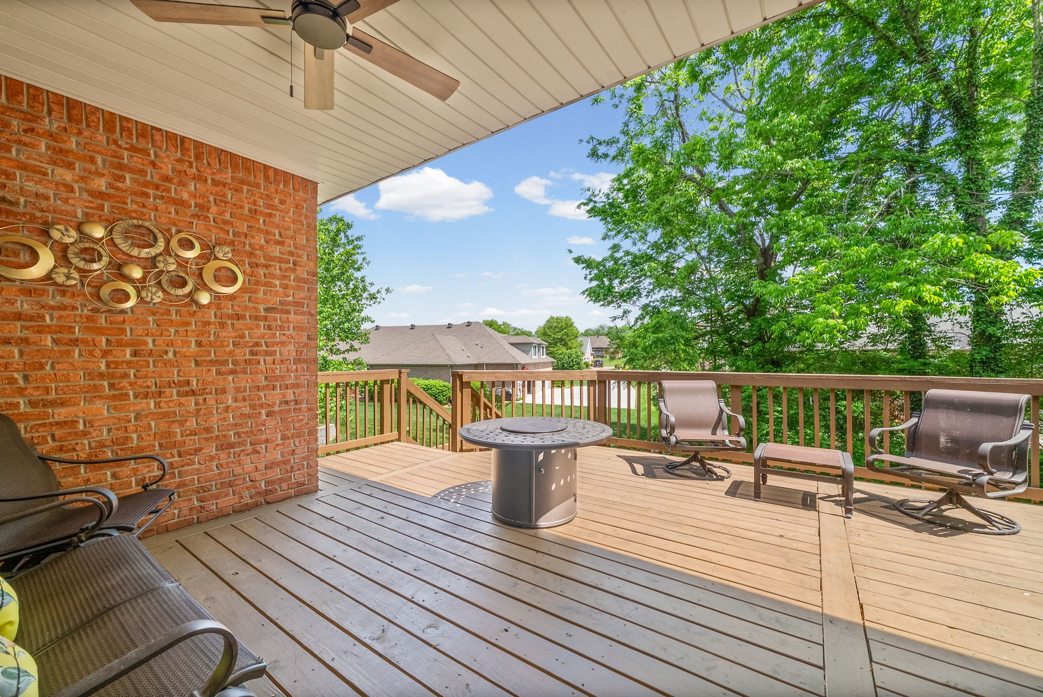 157 Archgate Ct