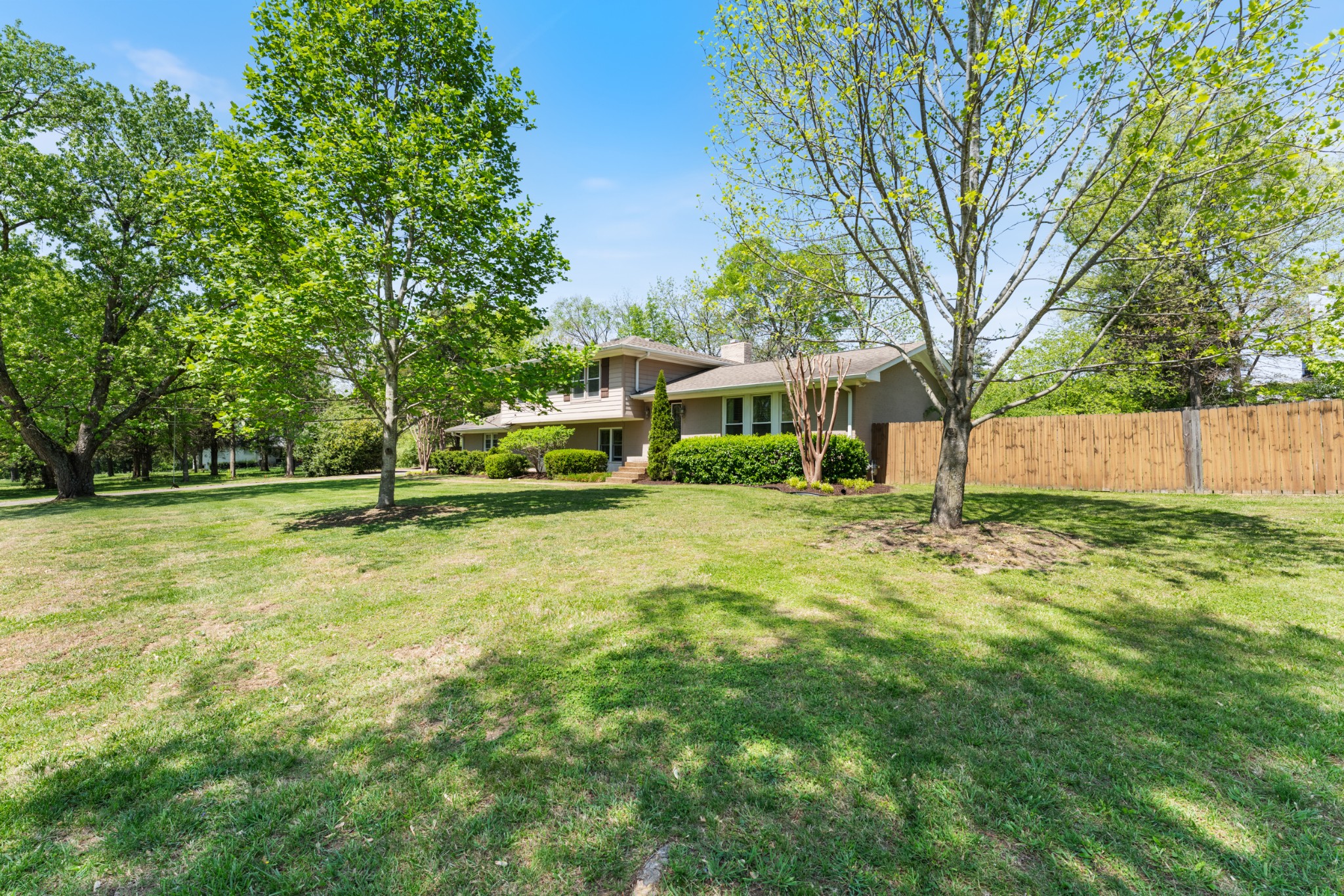 9008 Karen Ct
