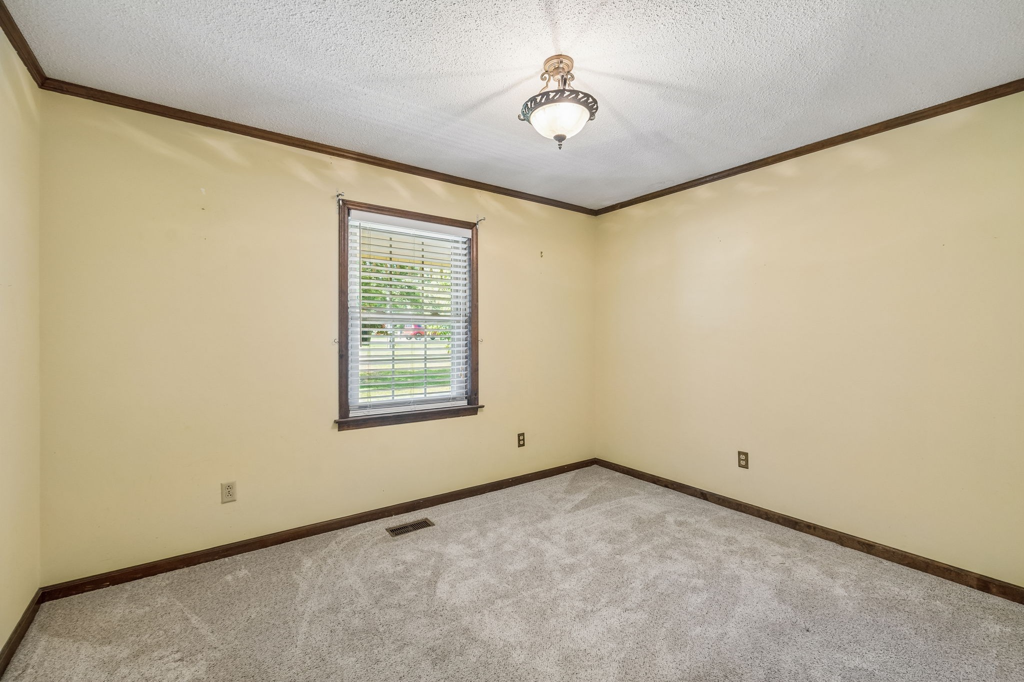 157 Paschal Dr