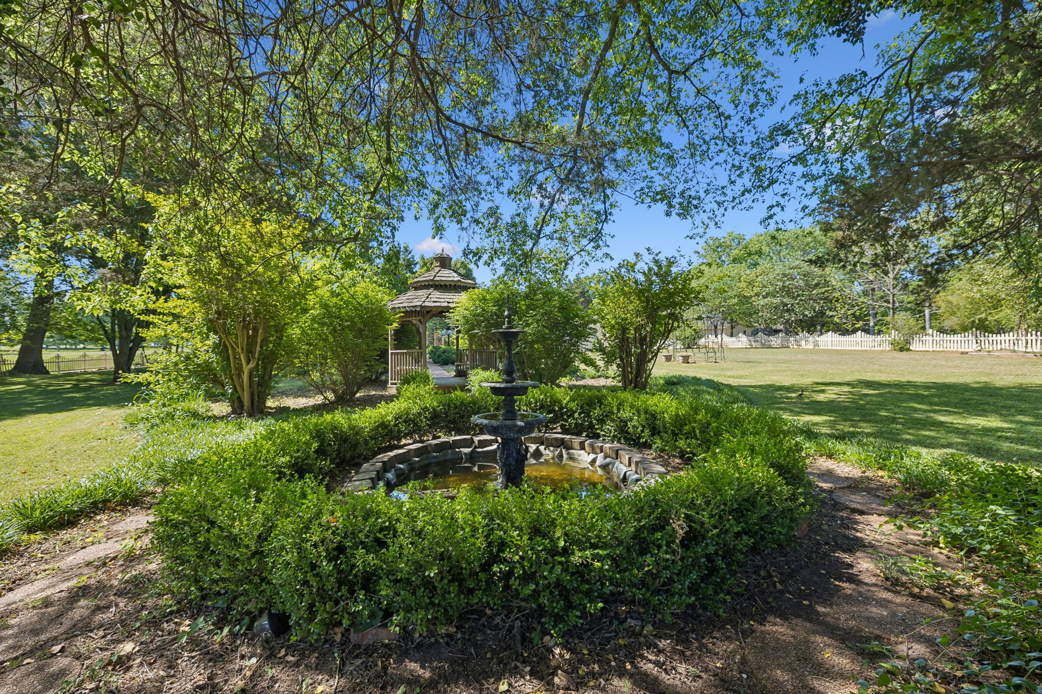 157 Paschal Dr
