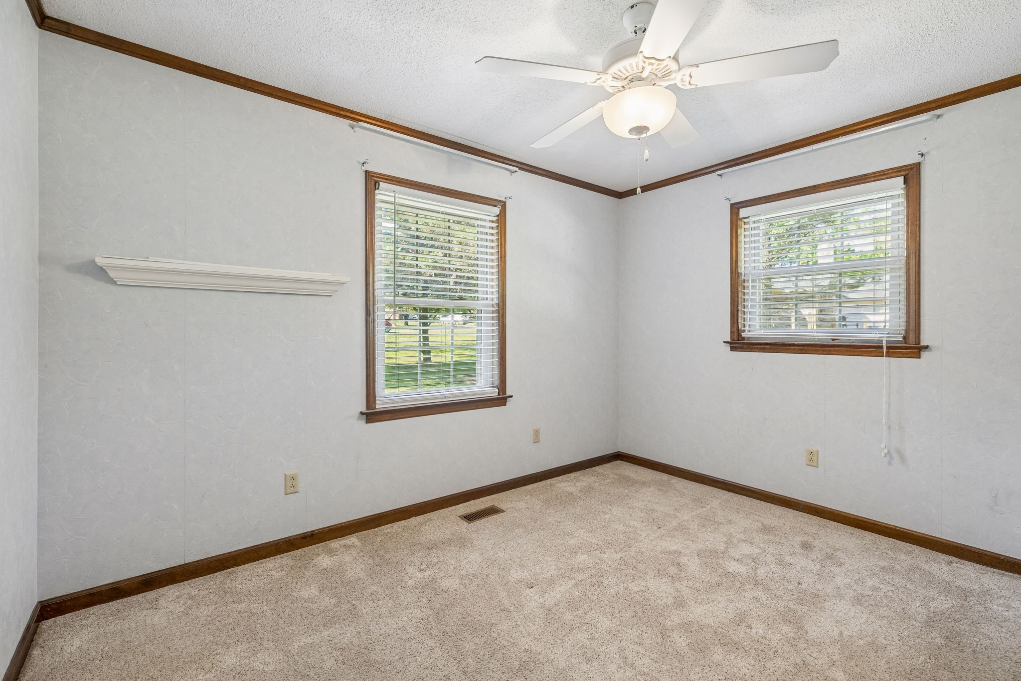 157 Paschal Dr