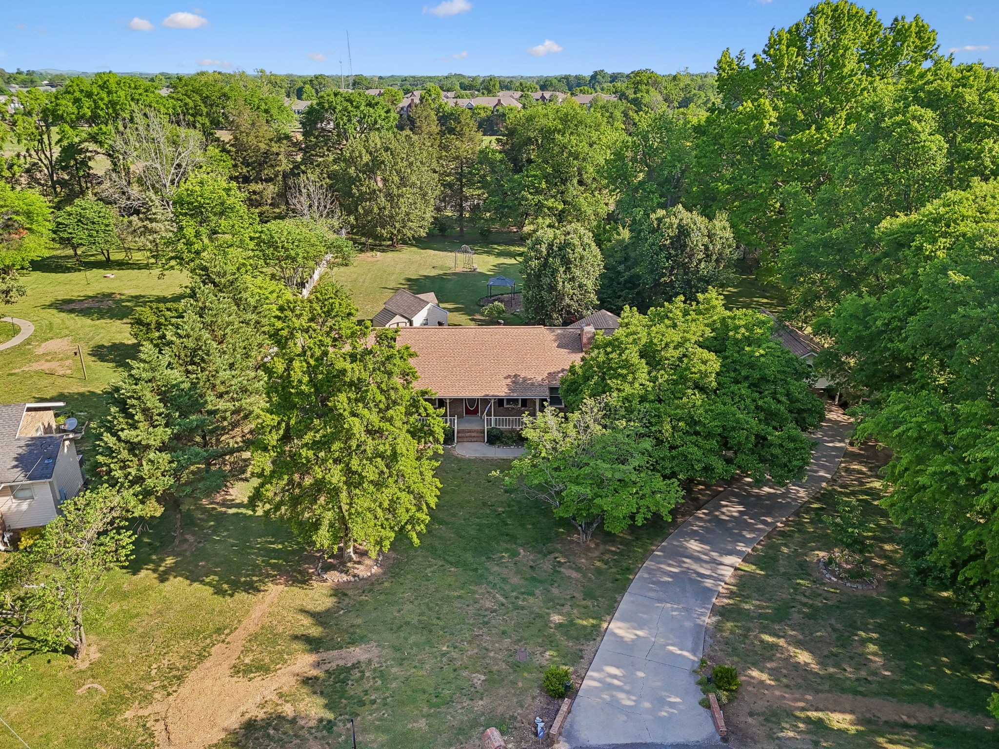 157 Paschal Dr