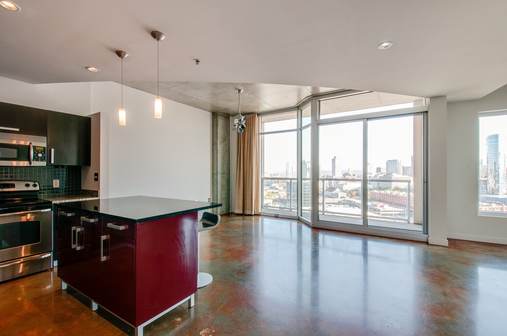 600 12th Ave, S Unit: 1913