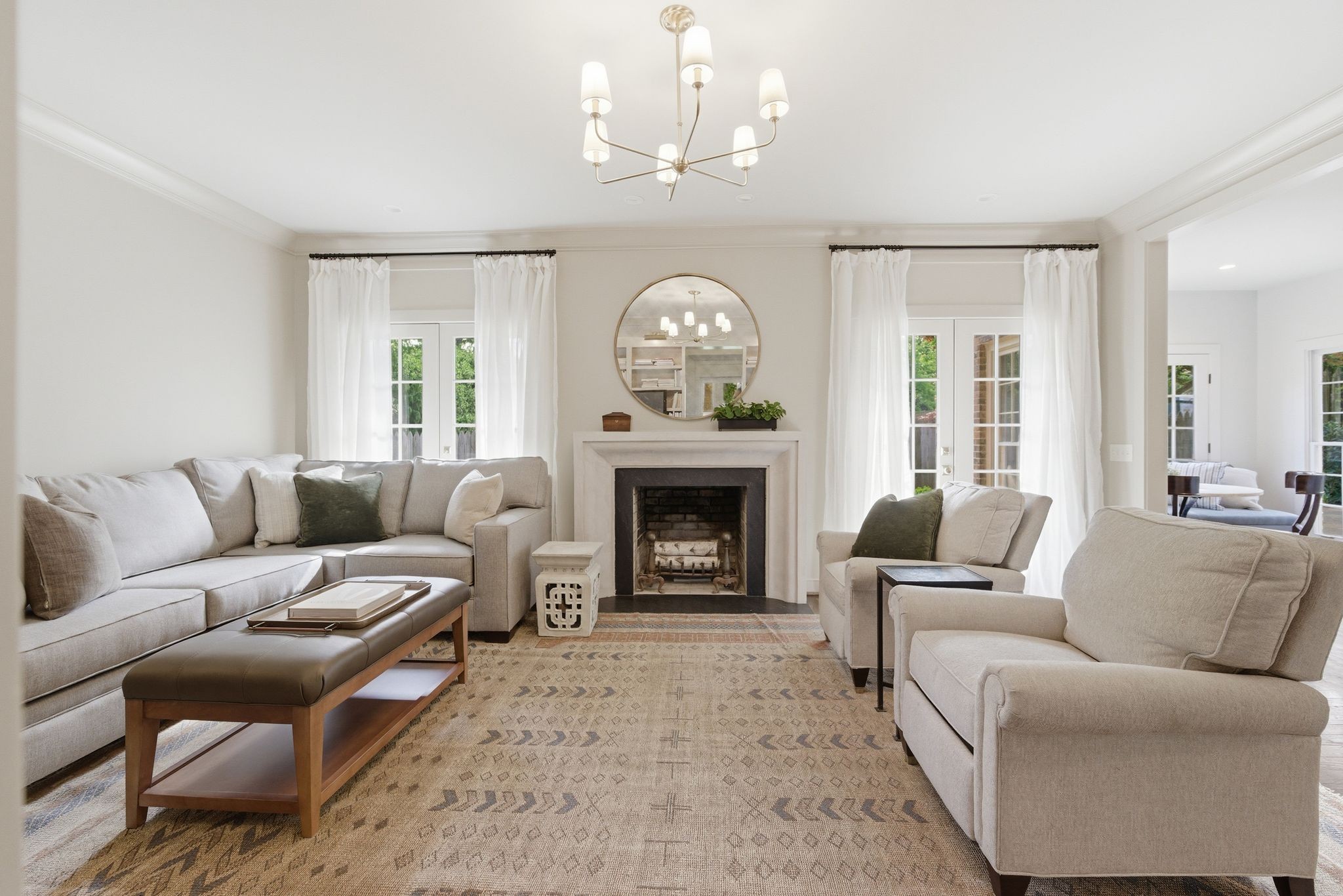 608 Linden Sq
