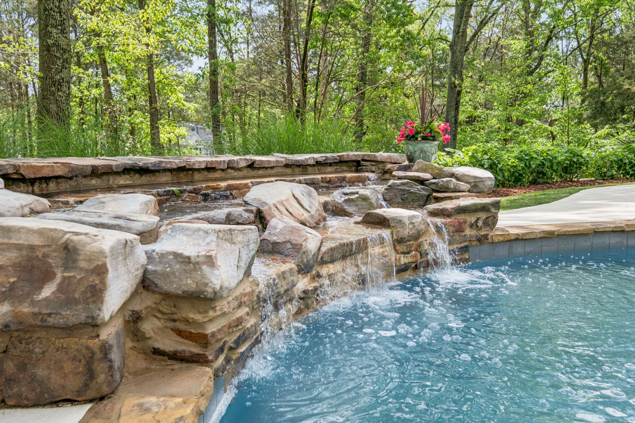 1412 Willowbrooke Cir