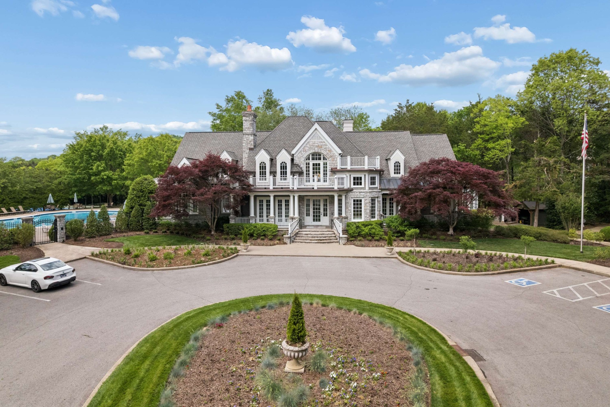 1412 Willowbrooke Cir