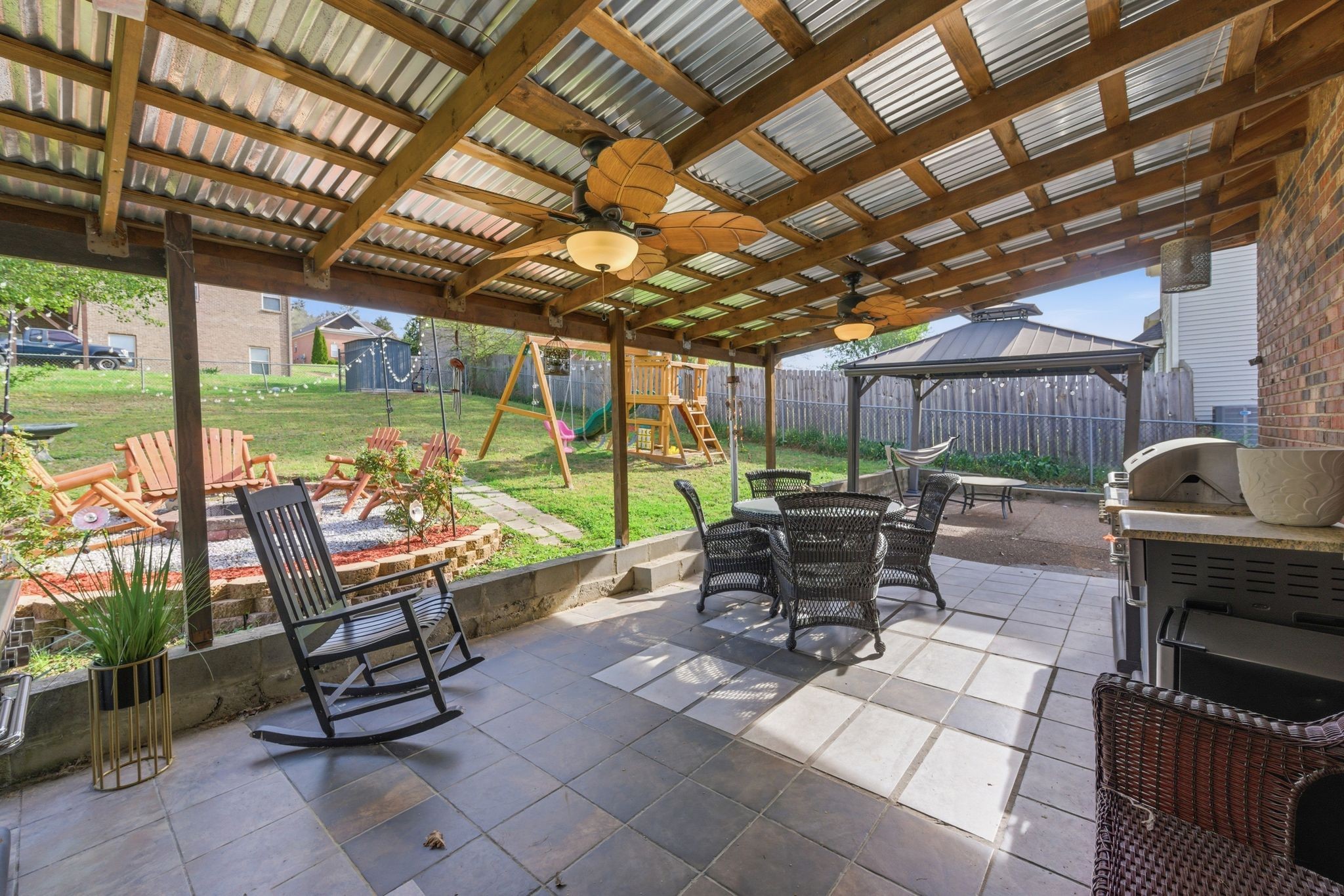 1140 Campbell Rd