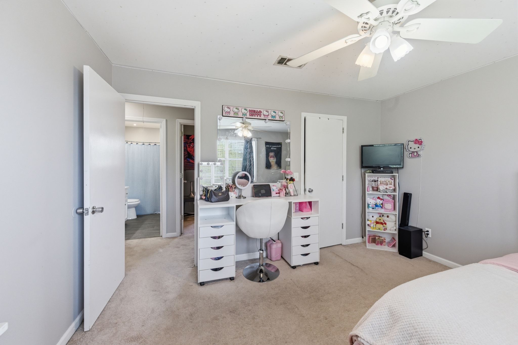 1140 Campbell Rd