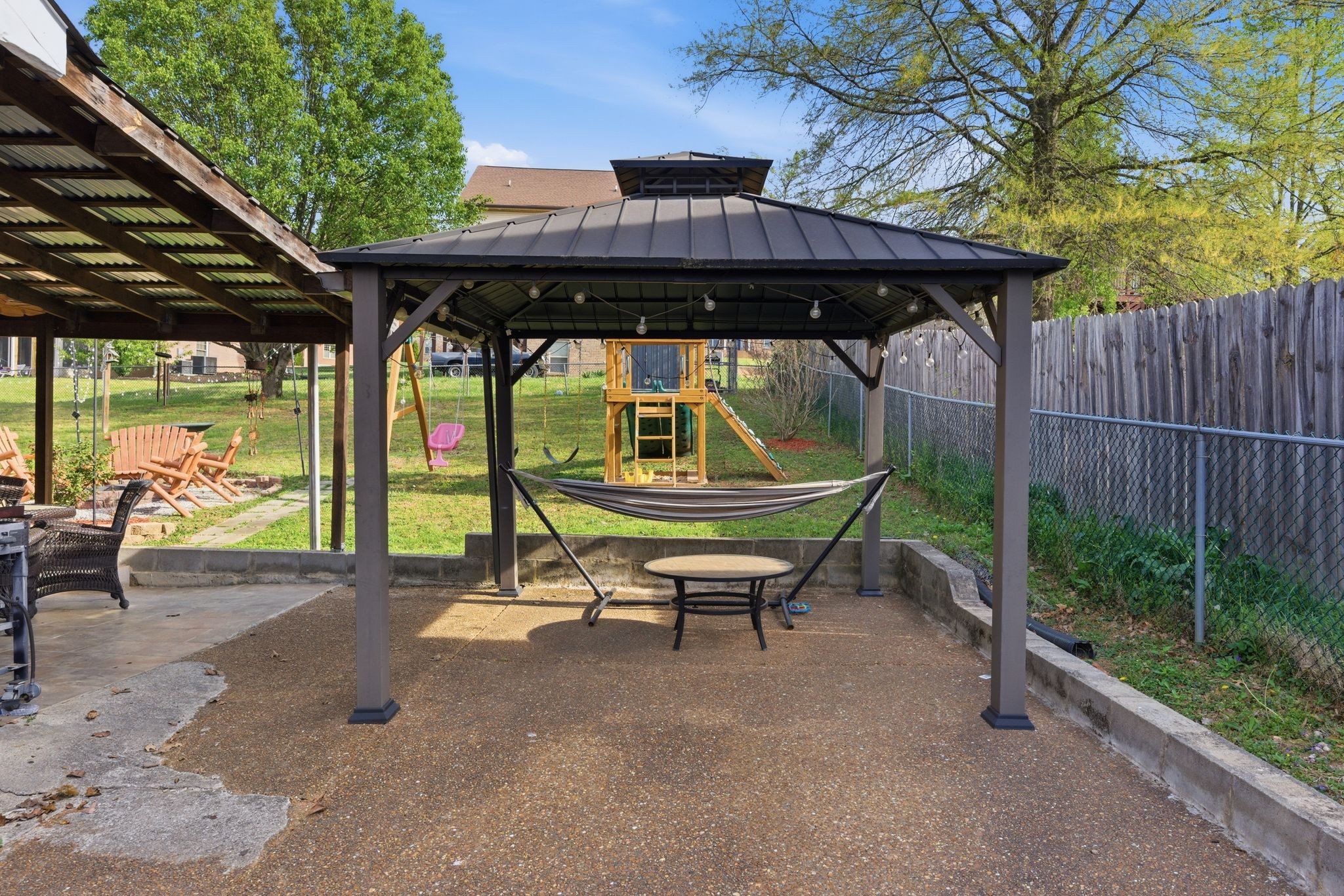 1140 Campbell Rd