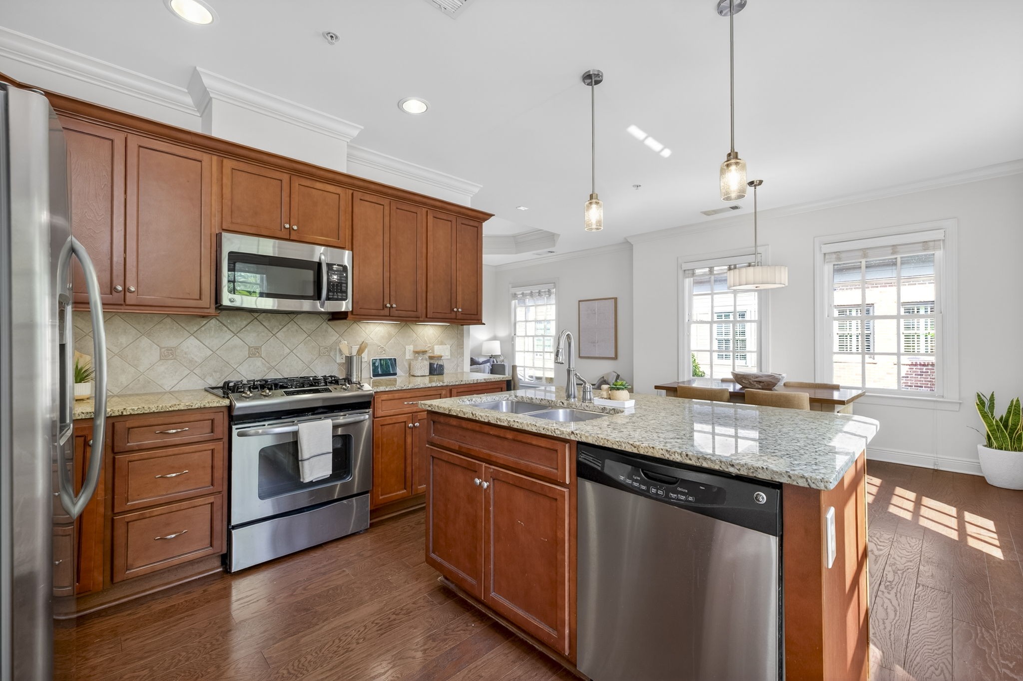 723 Grant Park Ct