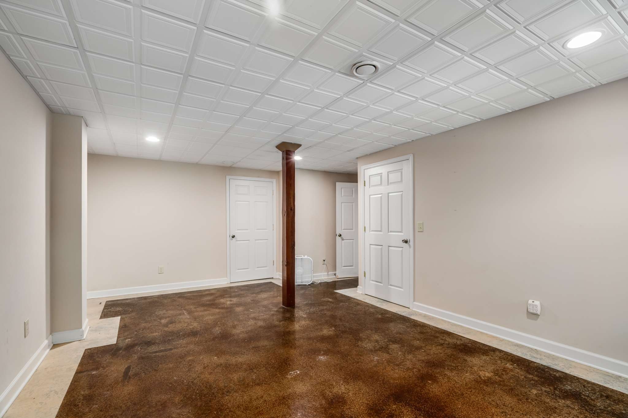 5734 N Lick Creek Rd