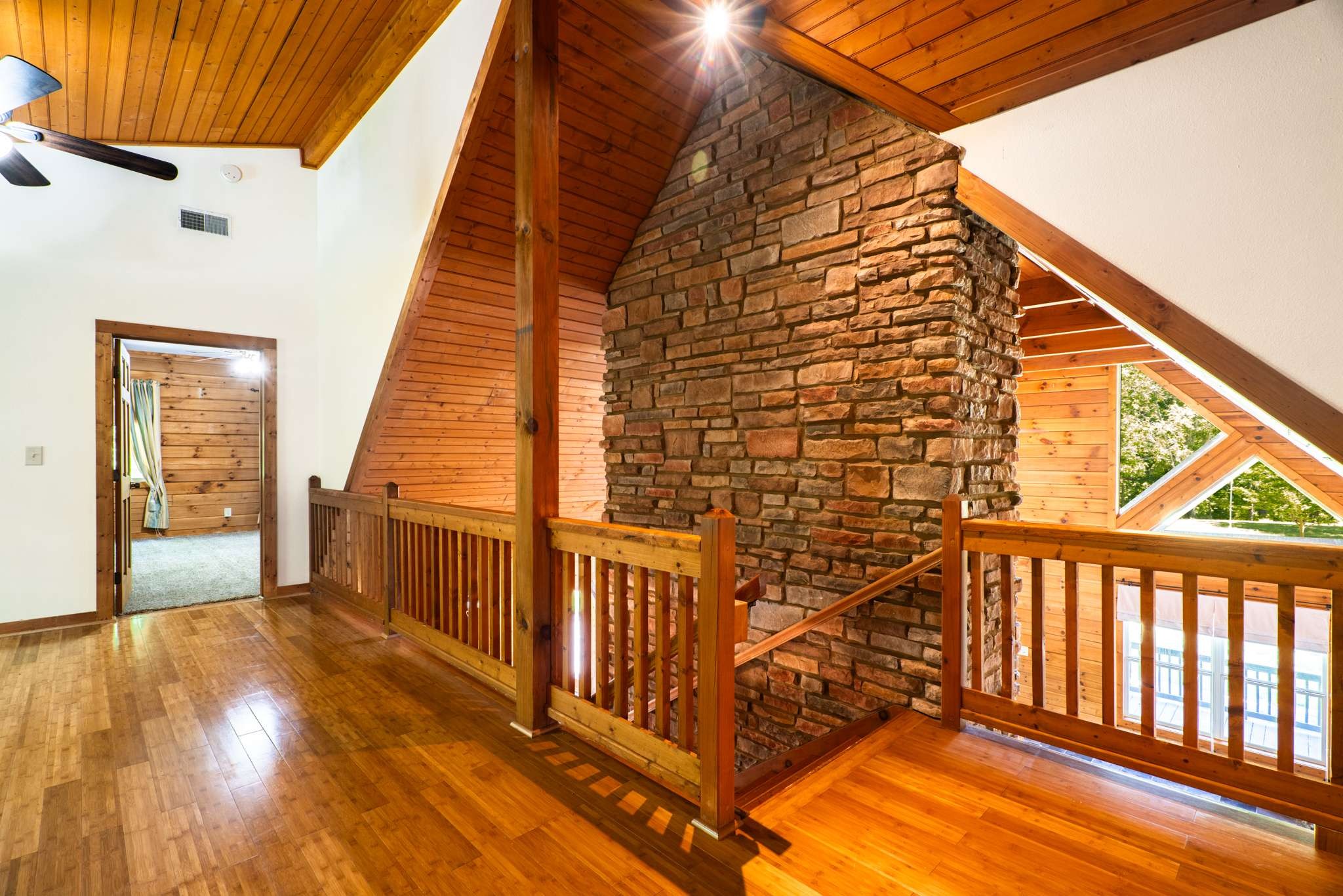 5734 N Lick Creek Rd