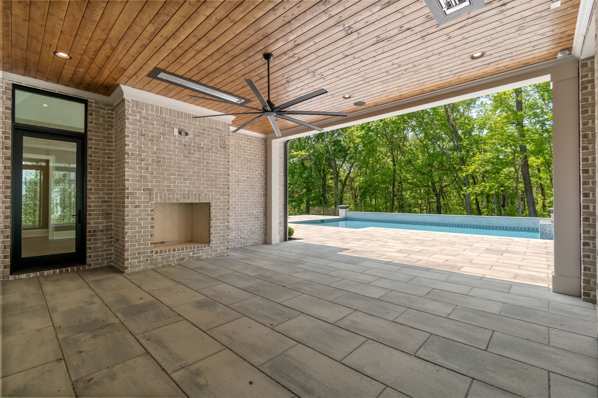 1667 Heartwood Ln