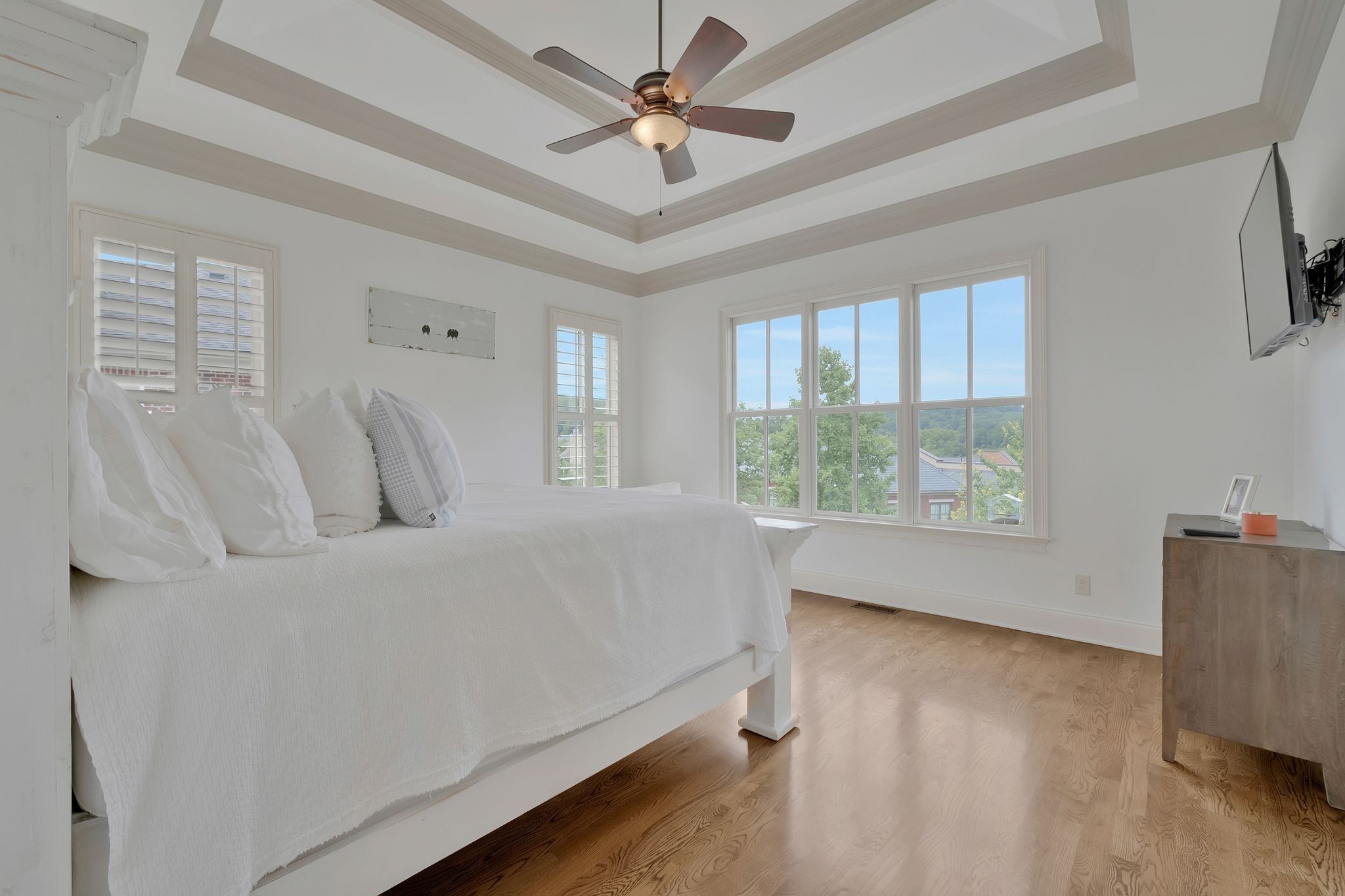 1038 Falling Leaf Cir