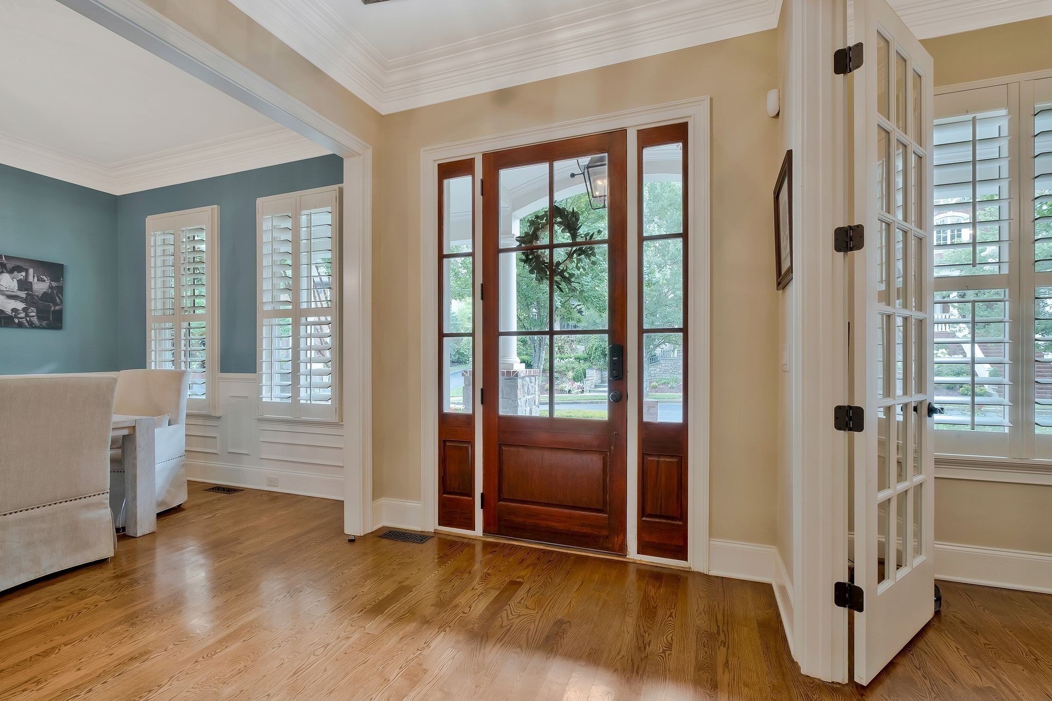 1038 Falling Leaf Cir