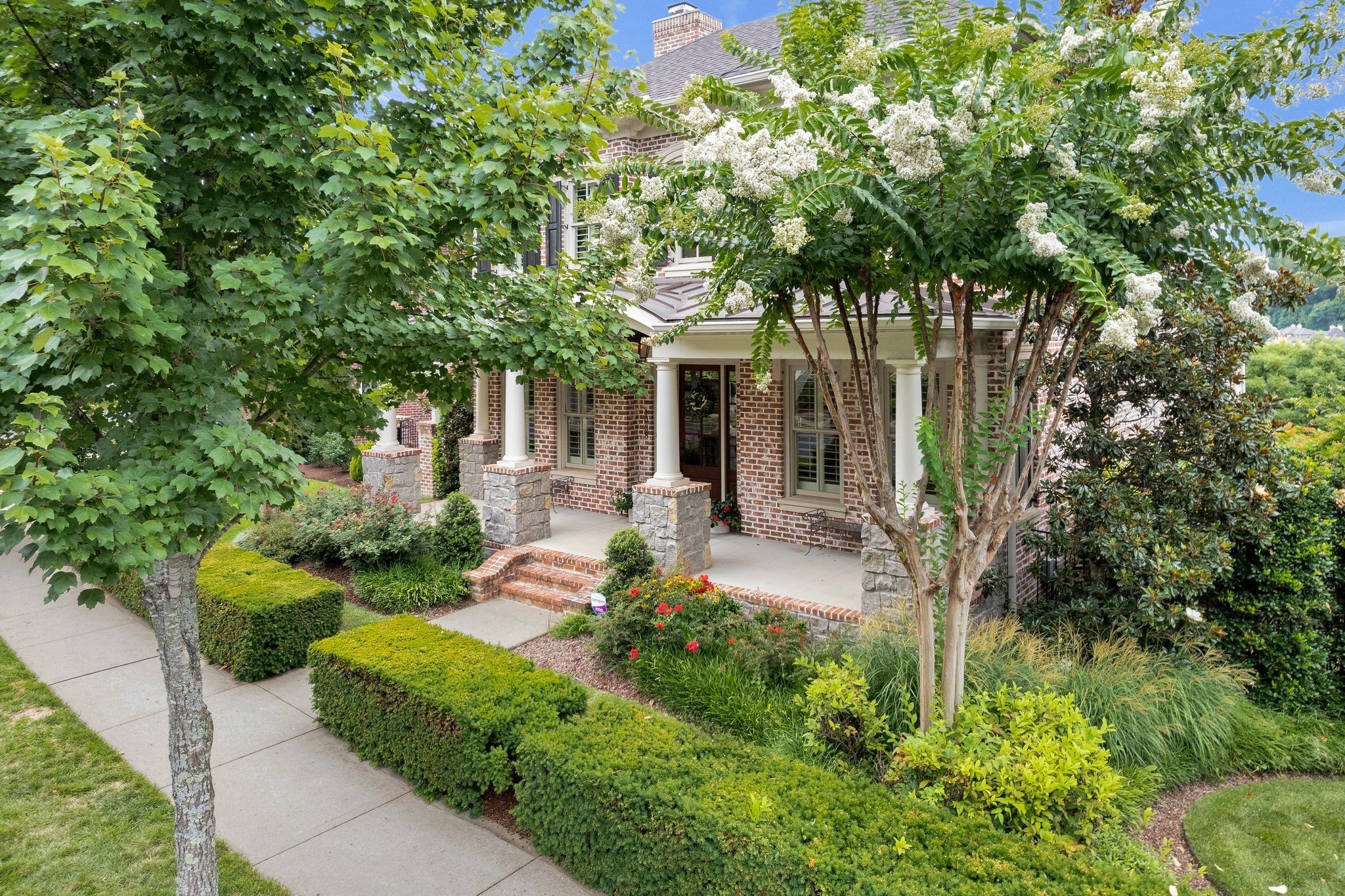 1038 Falling Leaf Cir