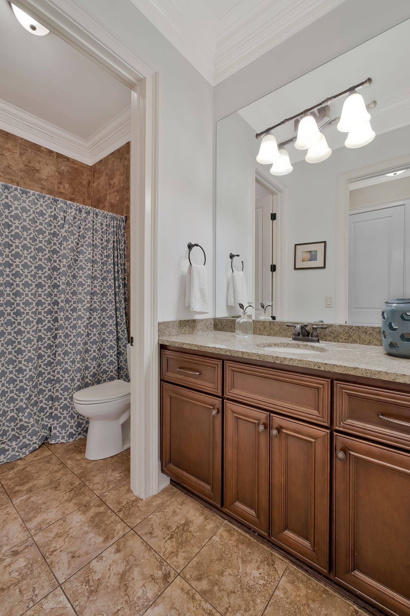 1038 Falling Leaf Cir