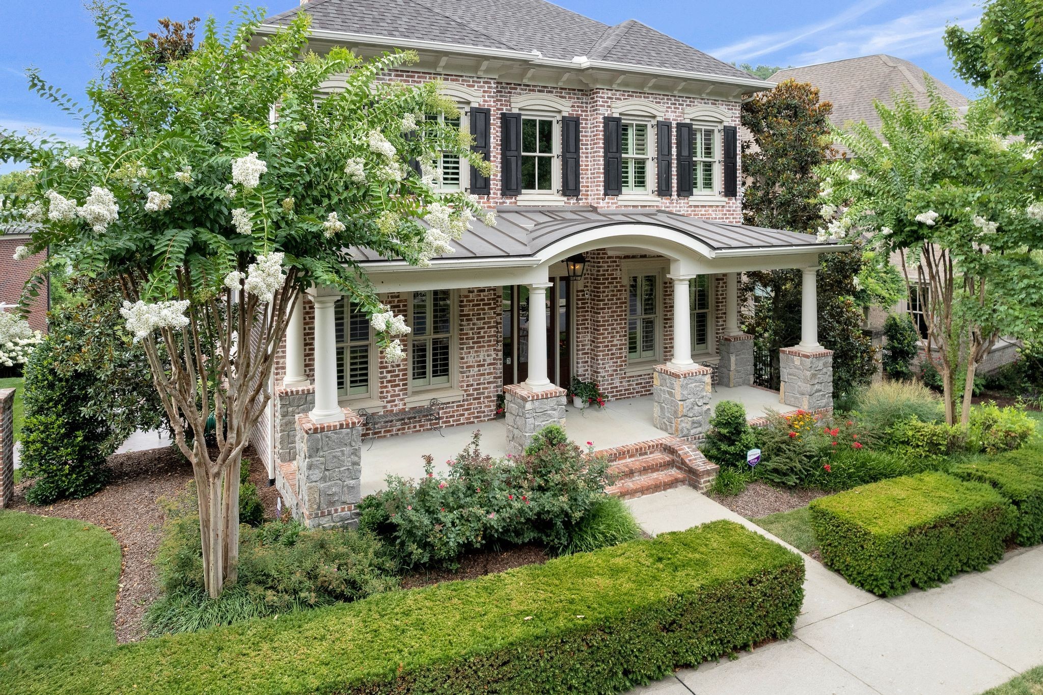 1038 Falling Leaf Cir