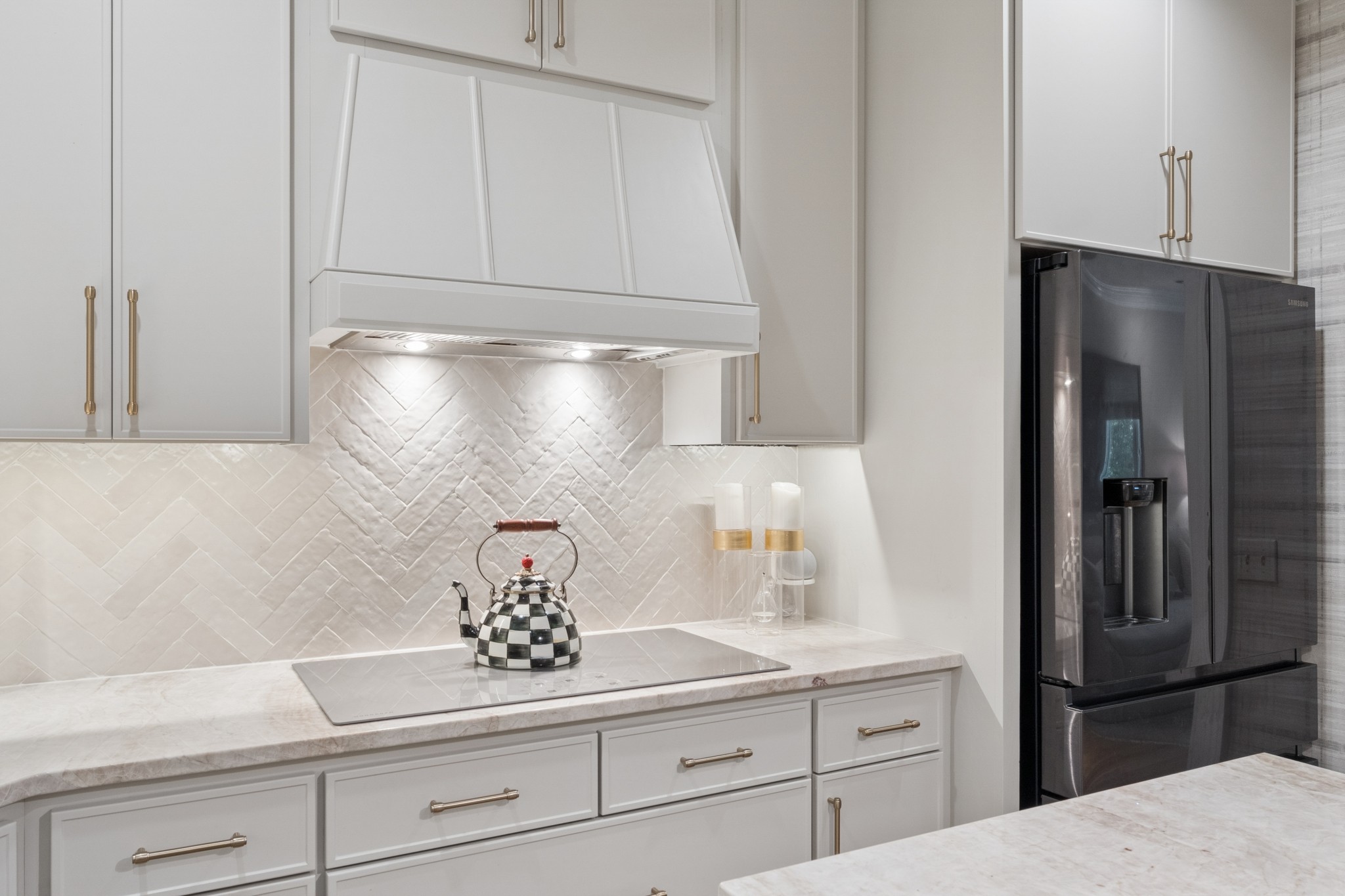 3737 West End Ave Unit: 205